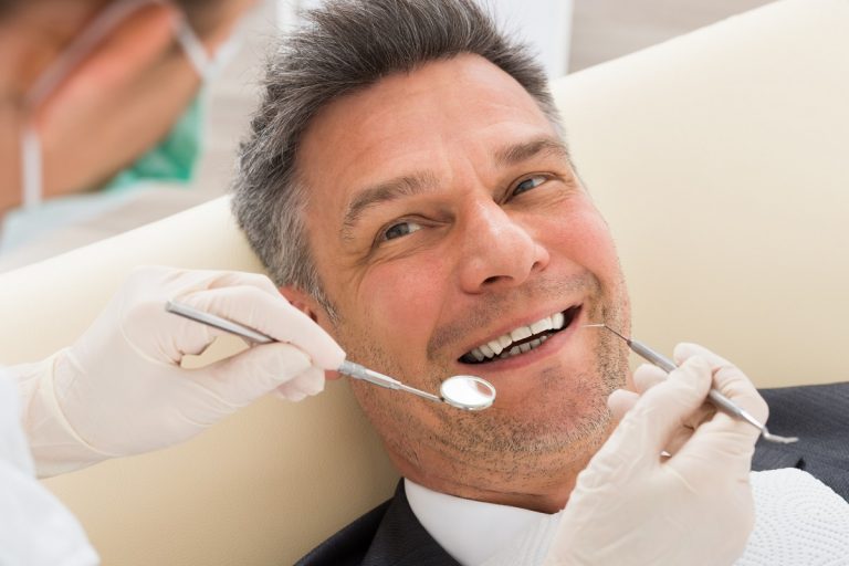 obturacion-dental-composite-clinica-dental-gran-via-alicante-clinica-dental-alicante-dentista-alicante