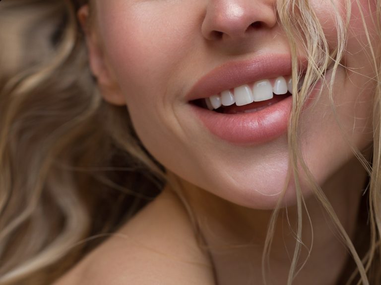 clinica-dental-gran-via-alicante-clinica-dental-alicante-La-salud-de-la-mujer-influye-en-su-salud-bucal