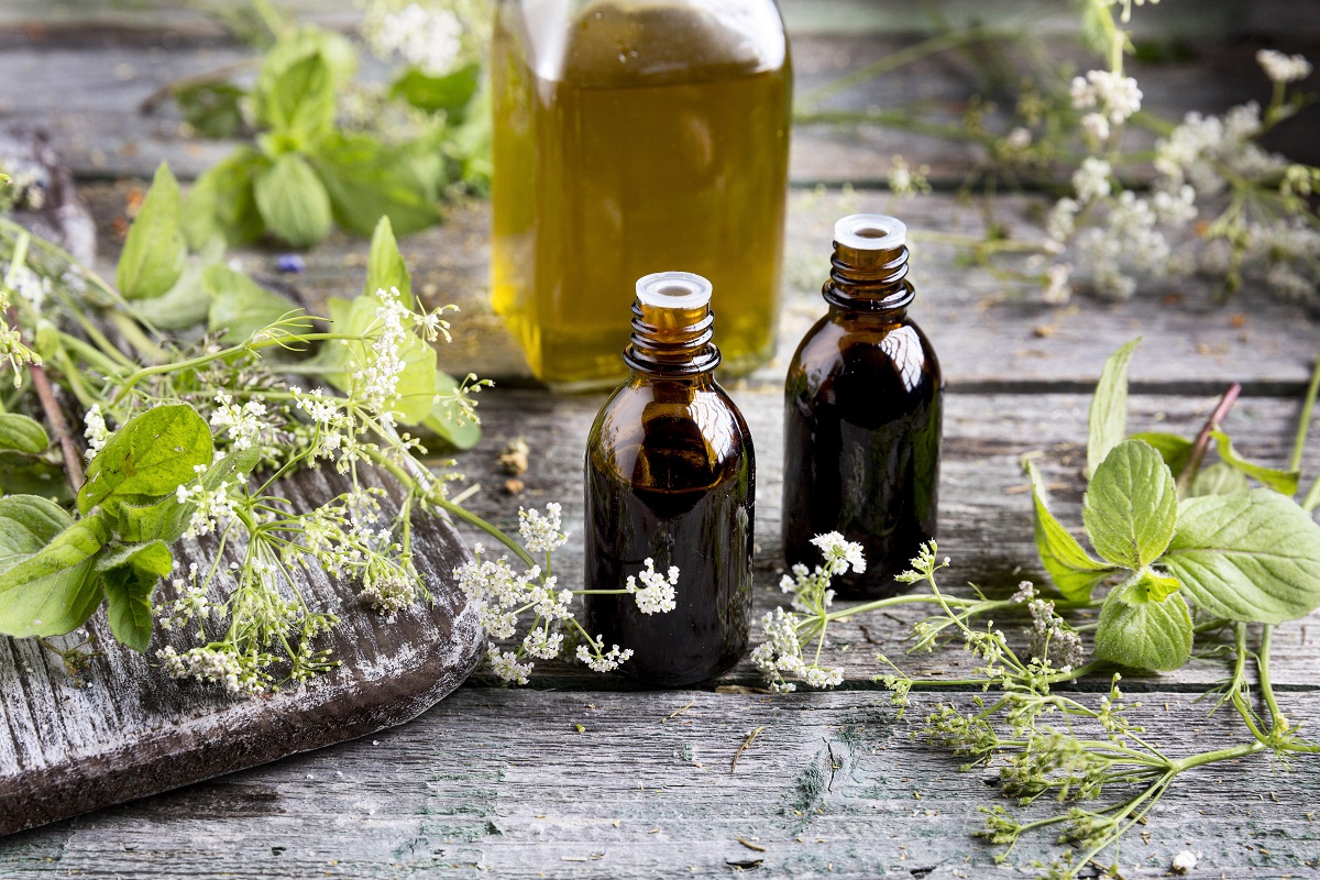 aceites-esenciales-clinica-dental-gran-via-alicante-dentista-alicante-clinica-dental-alicante-odontologia-alicante