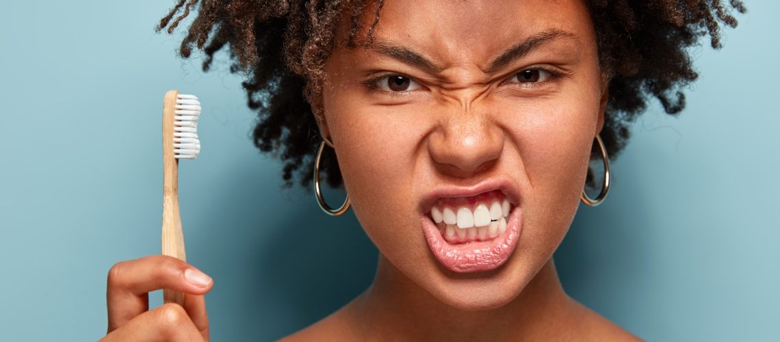 enfermedad-periodontal-clinica-dental-gran-via-alicante-dentista-alicante-clinica-dental-alicante (2)